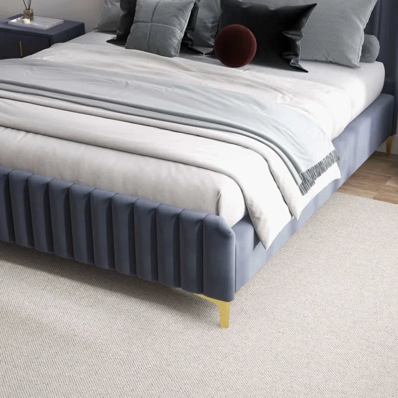 MarshCloud Boucle Upholstered Bed