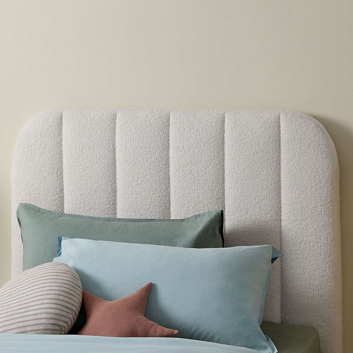 TreasurePlain Bed Without Storage