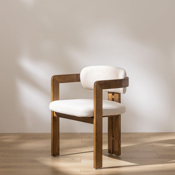 Minimal Arch Dining Chair