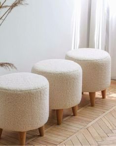 Minimalist Round  Ottoman