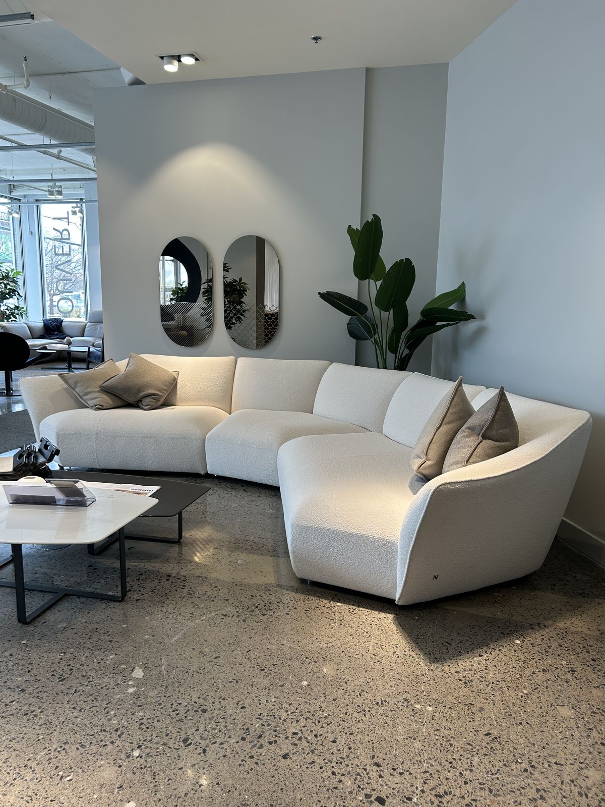 Elvora Elite Sectional