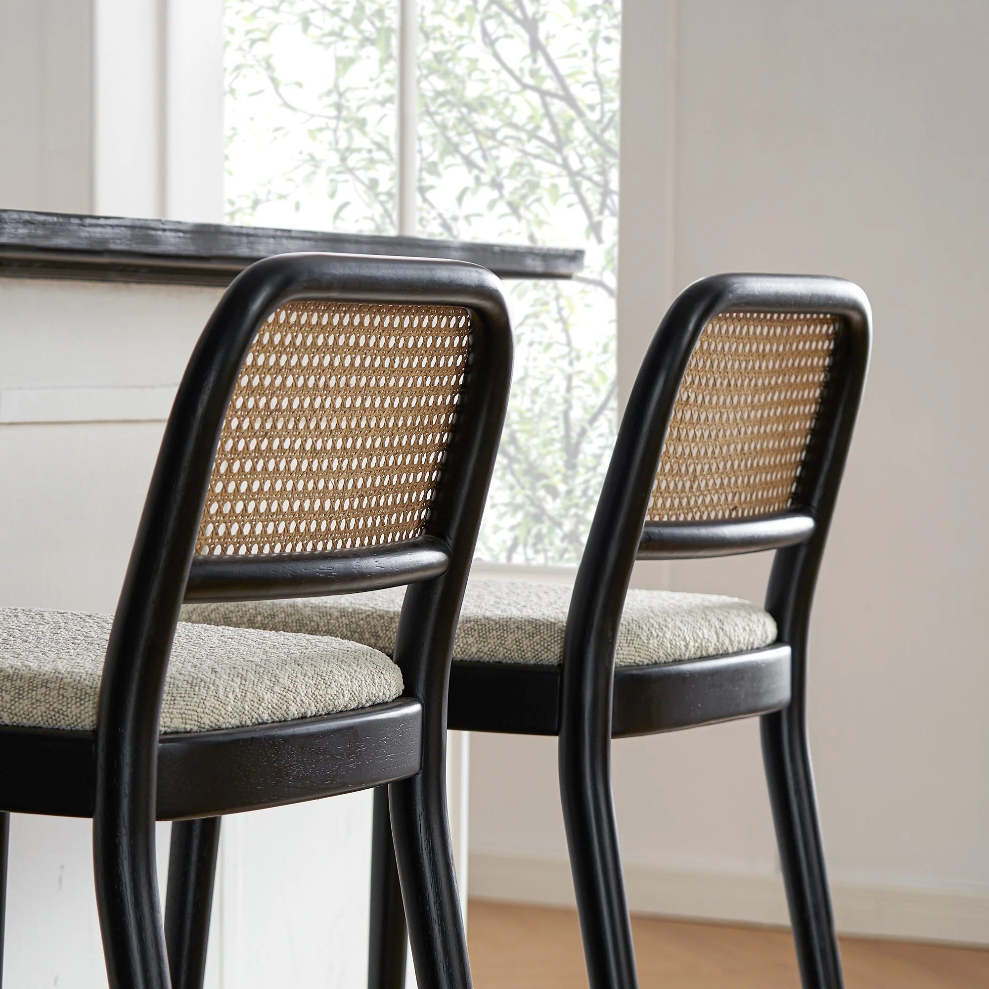 Kirato Black Bar chair