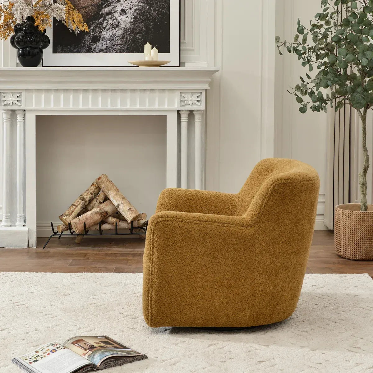 HoneyHush Lounge Chair