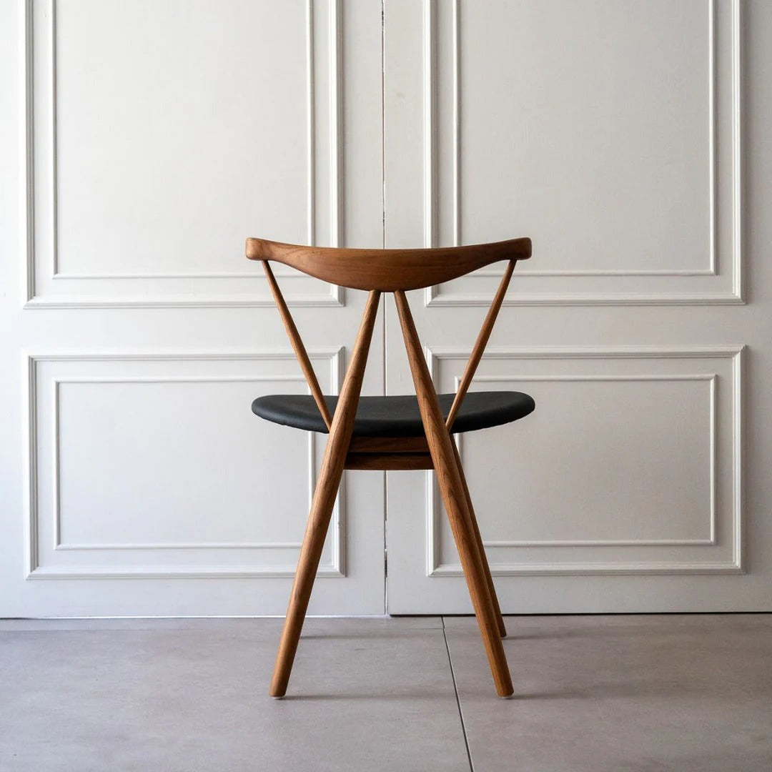 Nordic Arc Lounge Chair