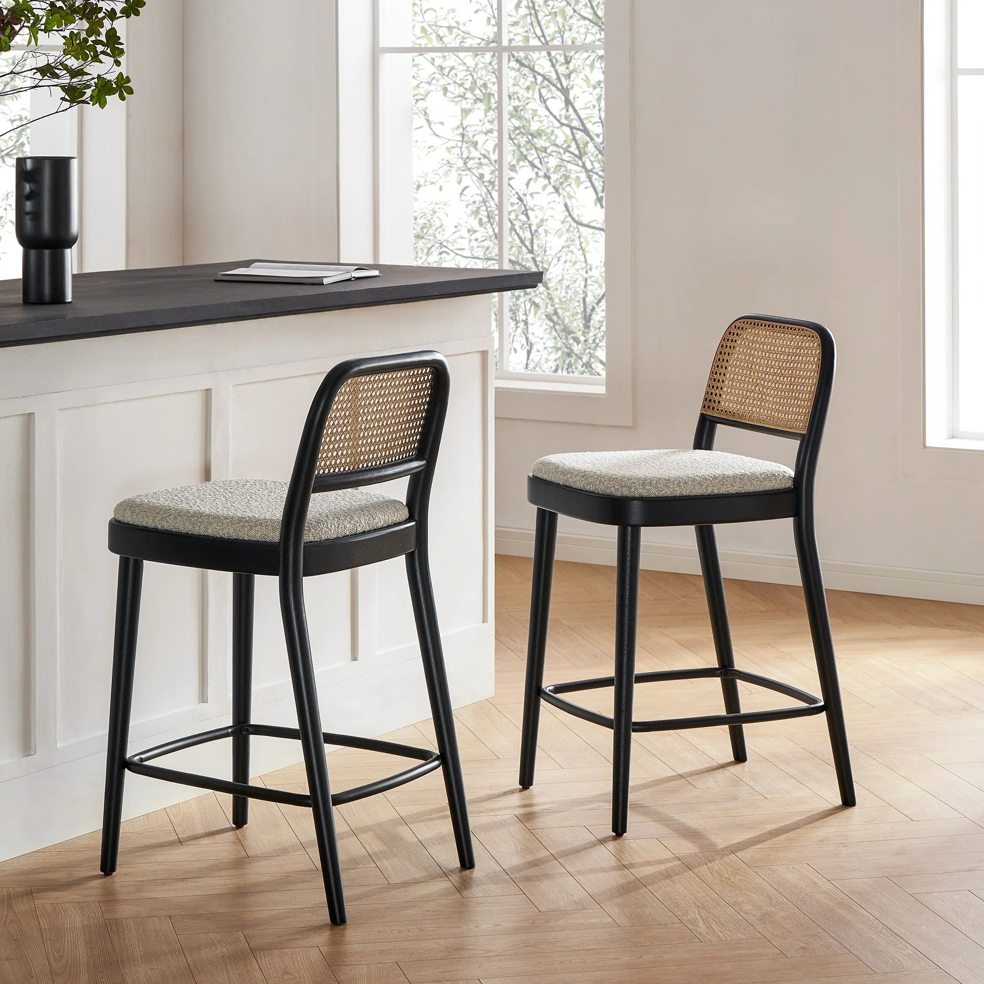 Kirato Black Bar chair