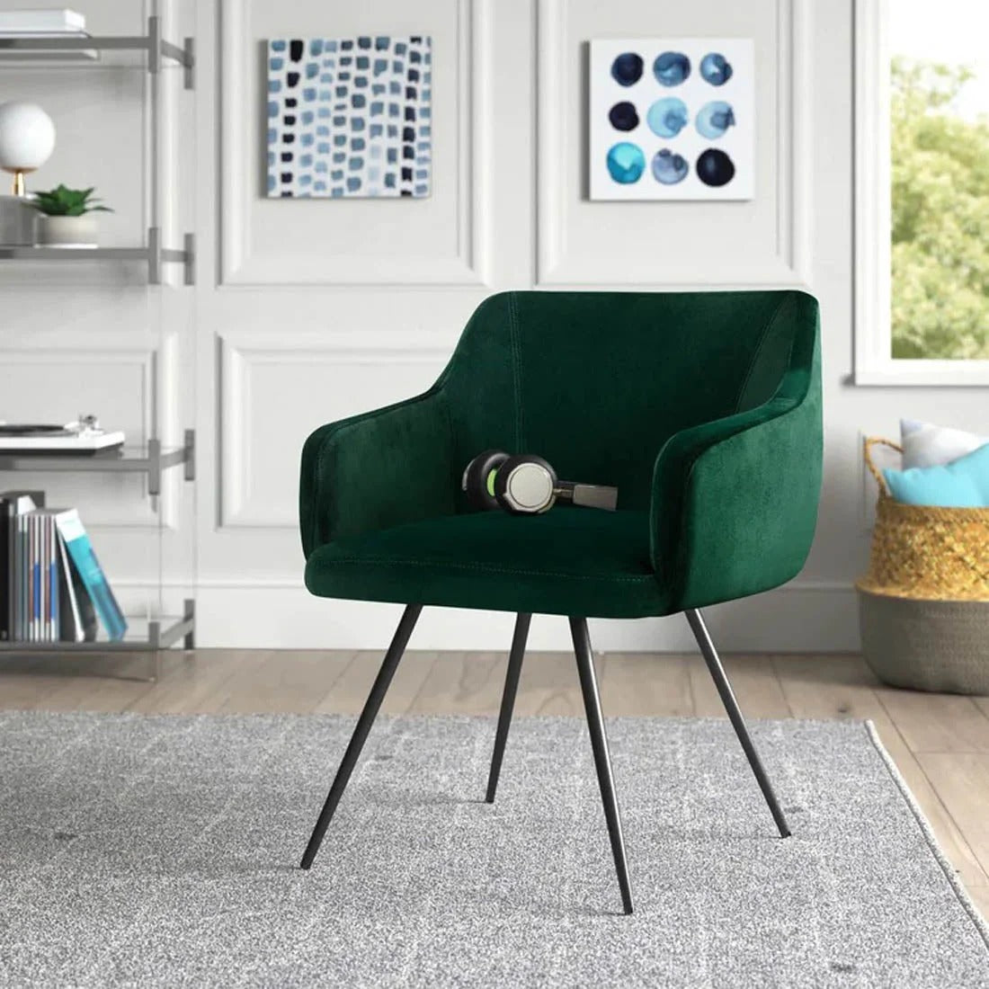 Aesthetic Green Velvet Plush Accent Chair