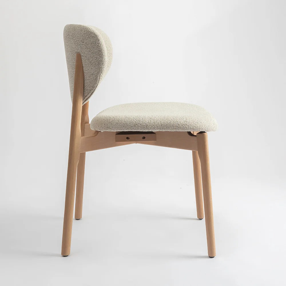 Curved Back Nordic Dining Chair