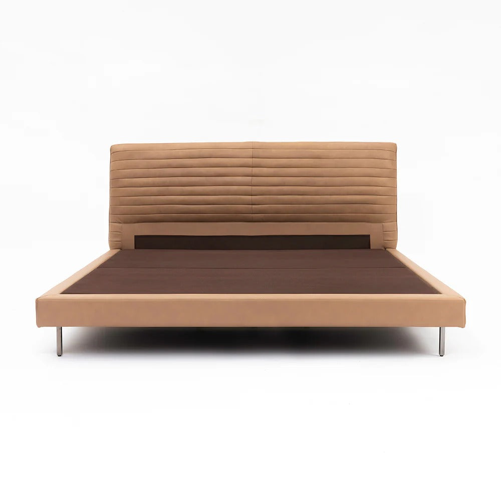 Verona Ridge Leather Bed