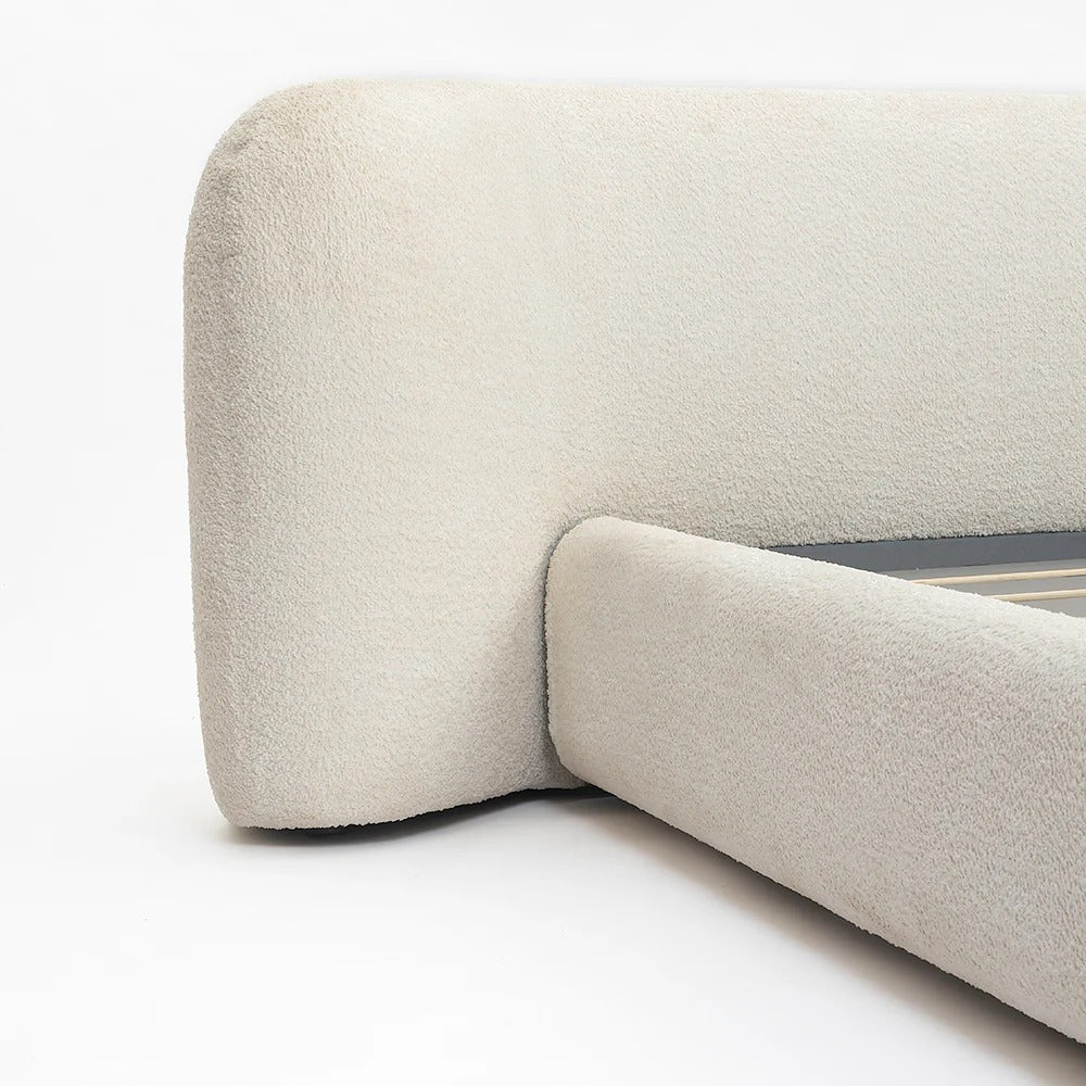 Horizon Curve Upholstered Bed