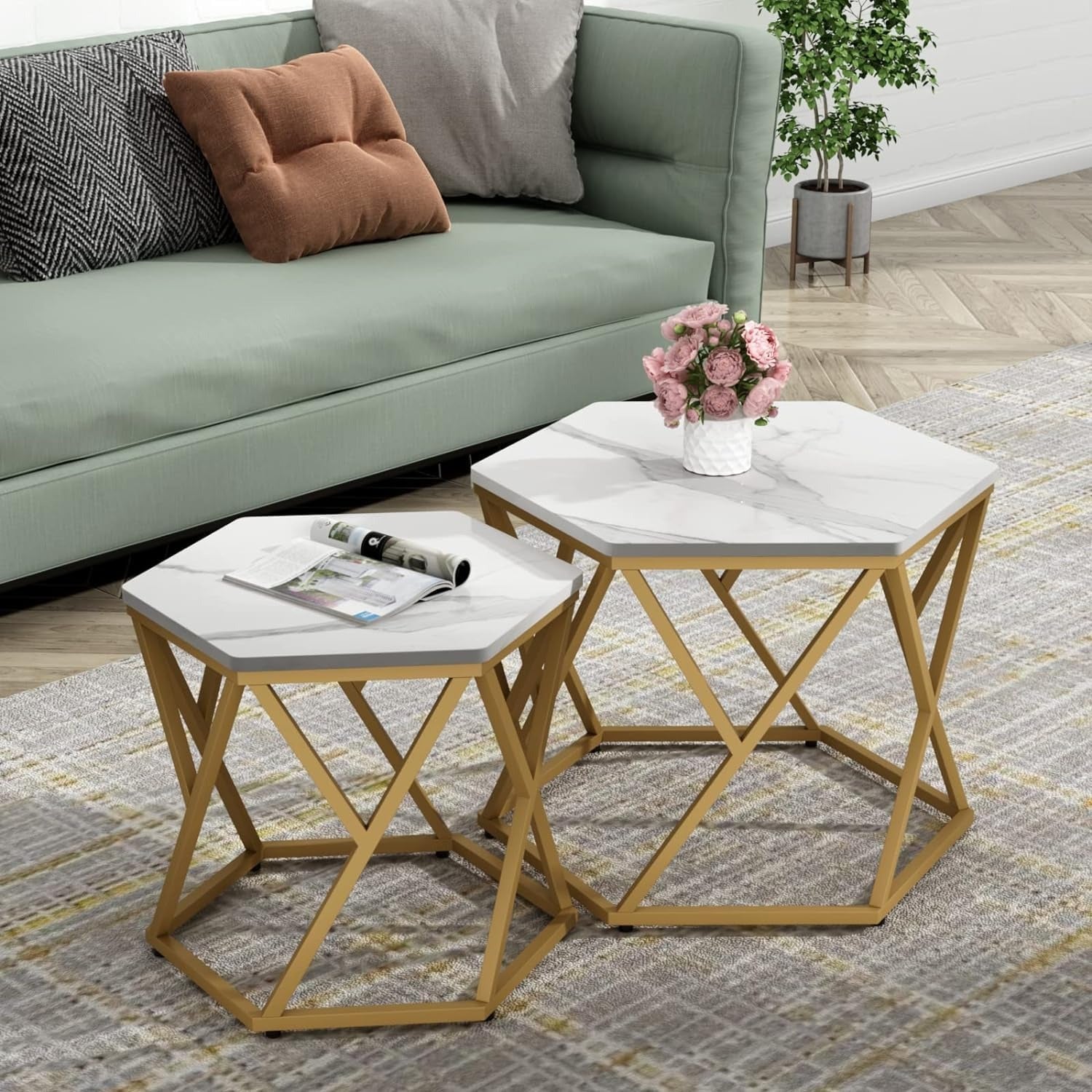 Striking hexagonal nesting coffee table set