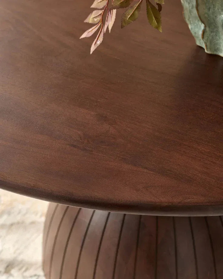 Yardley Pedestal Dining Table