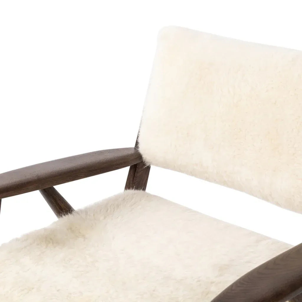 NordicFleece Lounge Chair