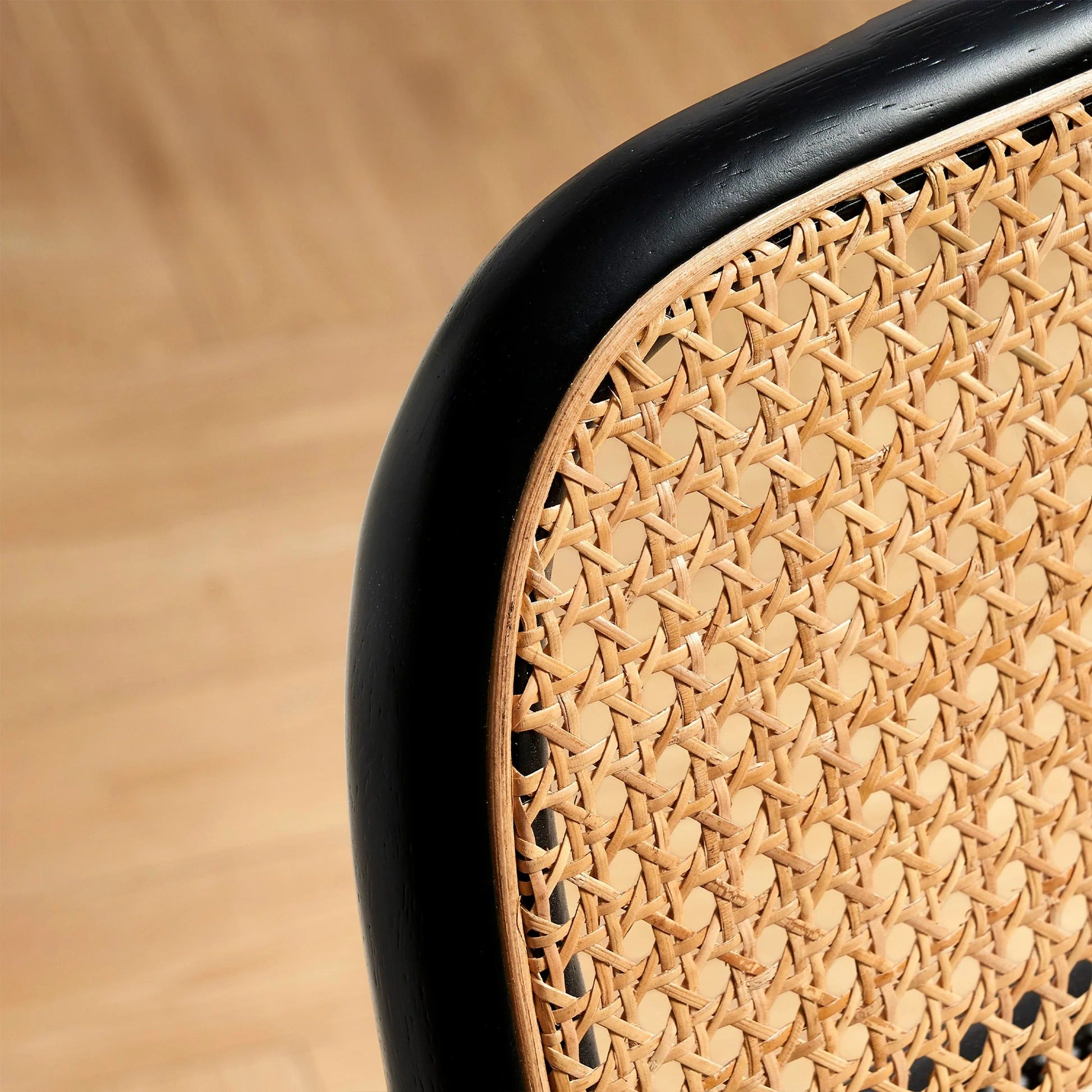 Kirato Black Bar chair