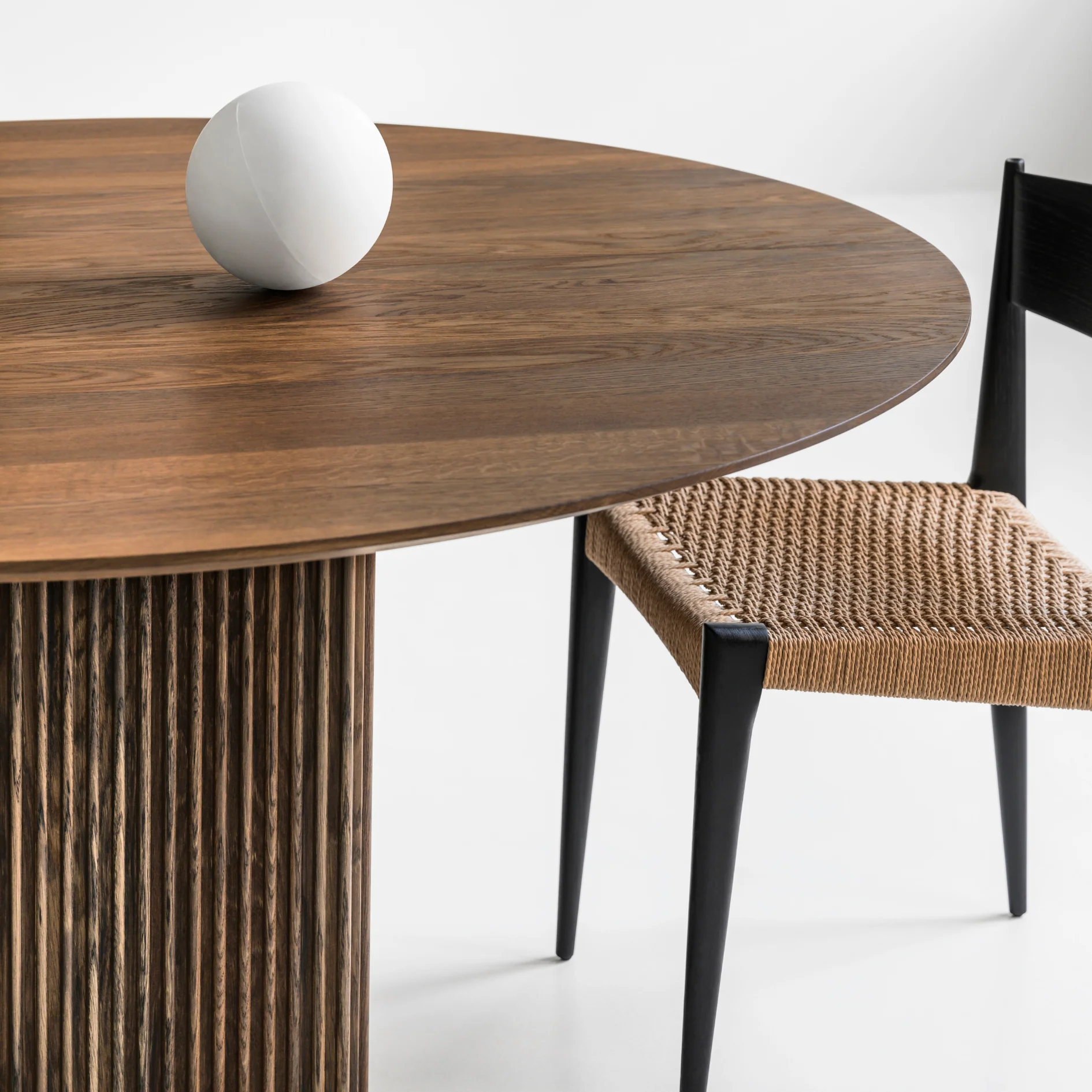 Jordan Ribbed Base Dining Table