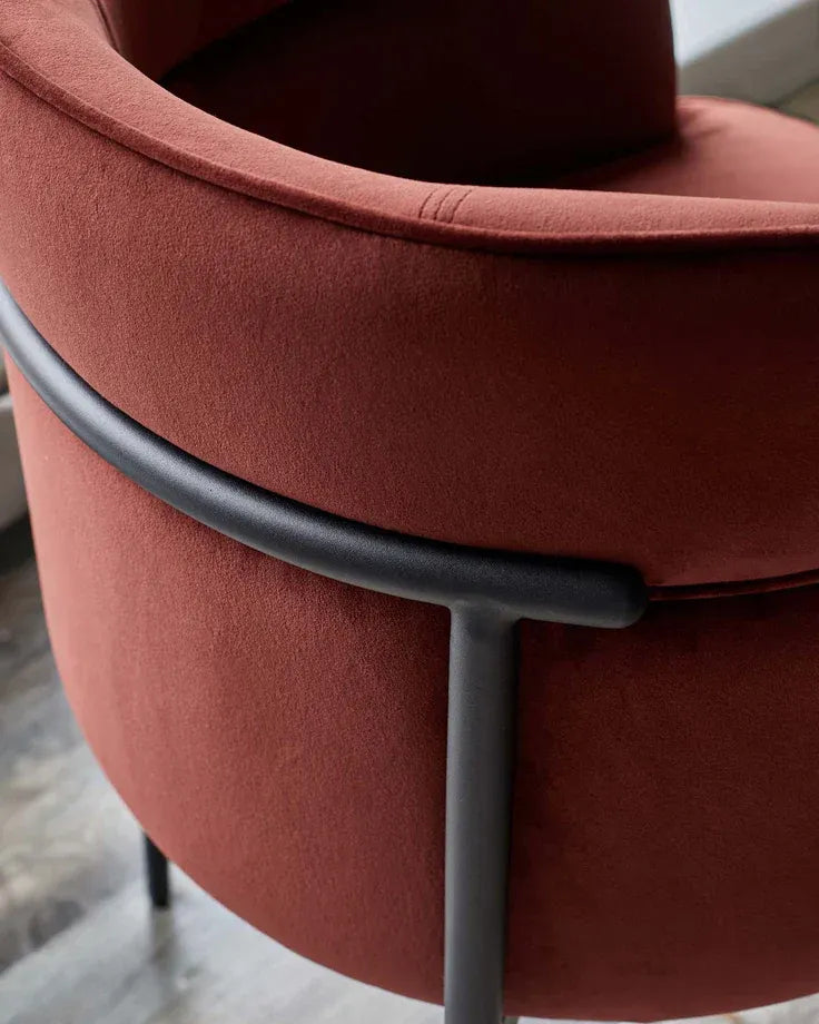 Bordeaux Curve Dining Chair