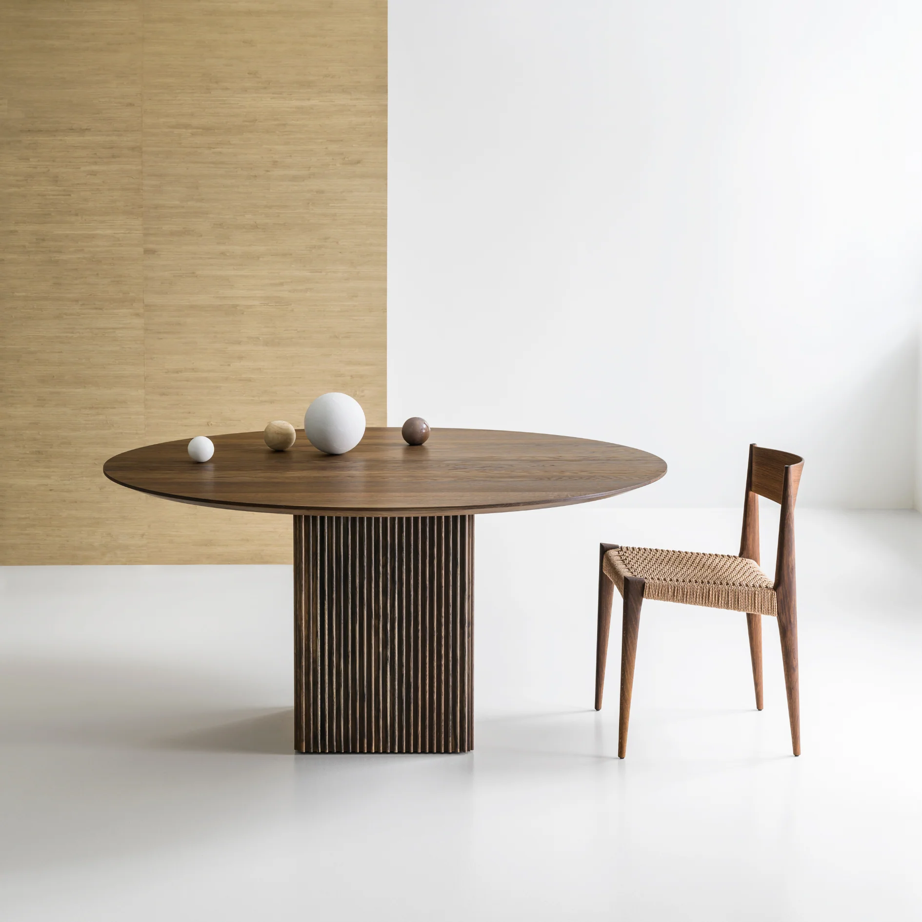 Jordan Ribbed Base Dining Table
